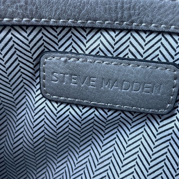 Steve Madden purse silver Gray perforated leather Women's crossbody Bag - Picture 11 of 16